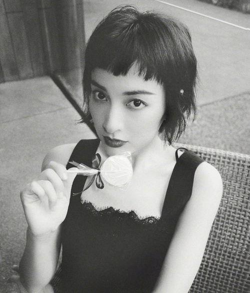 娱乐八卦吃瓜相关图片和素材下载,揭秘明星幕后故事,吃瓜群众狂欢时刻